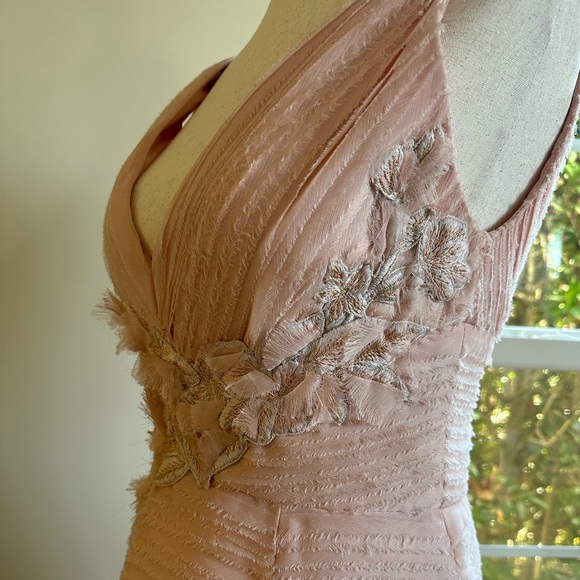 MARCHESA NOTTE RTW F2017 Light Pink Layered Chiffon Floral Embroidered Dress - Picture 8 of 10